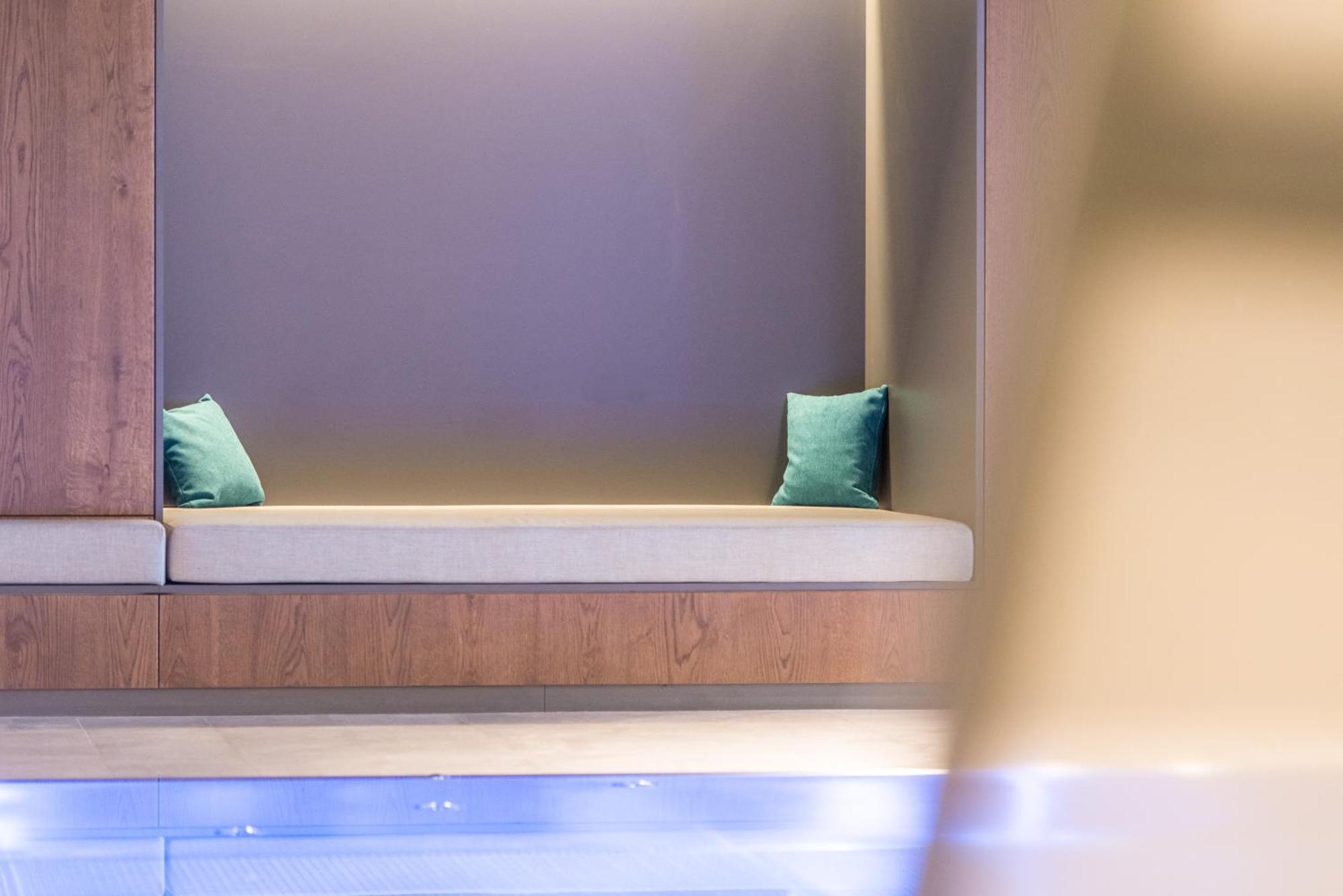 Mountain Montana Apart-hotel 3*
