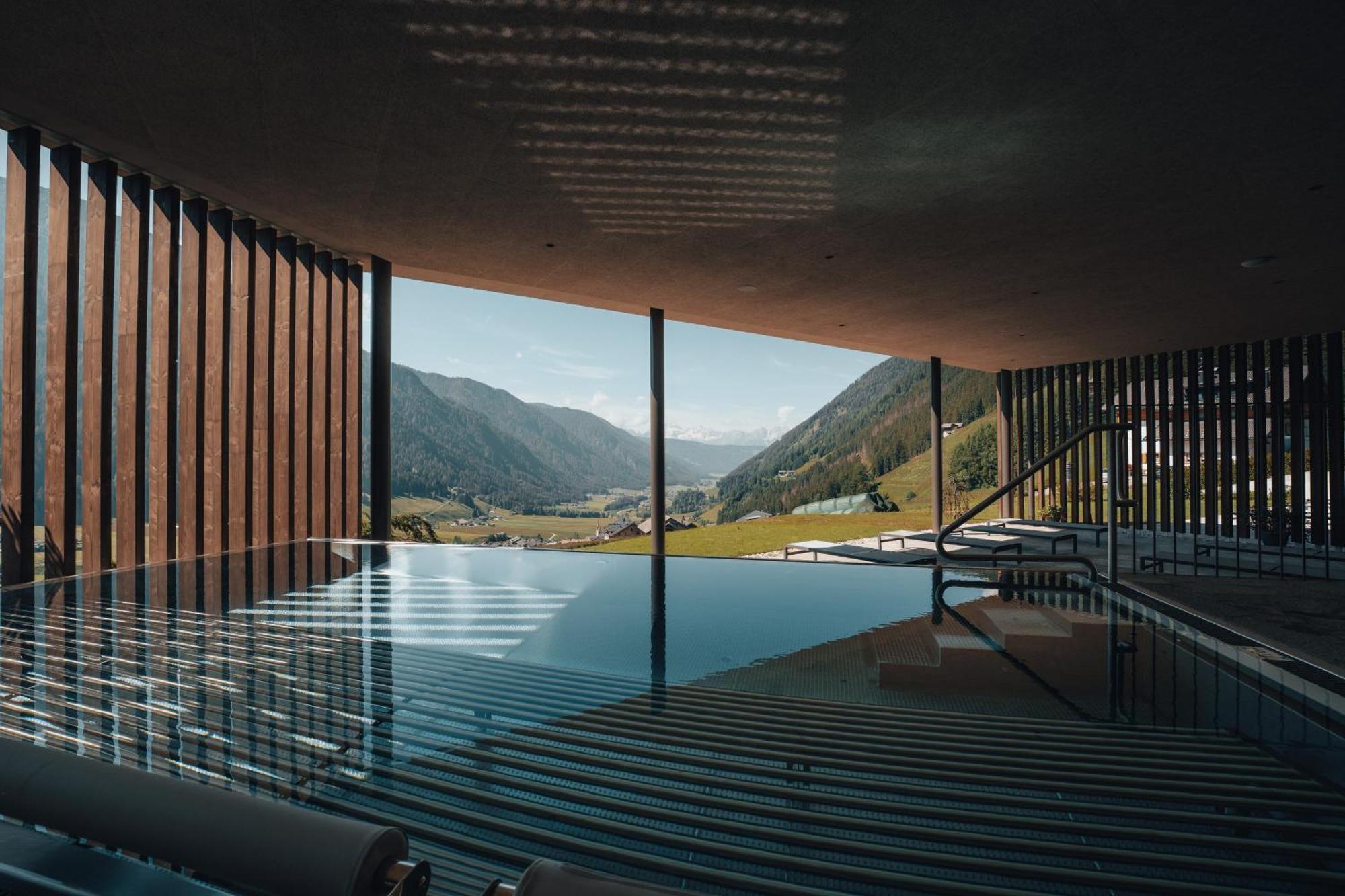 Apart-hotel Mountain Montana Santa Maddalena in Casies