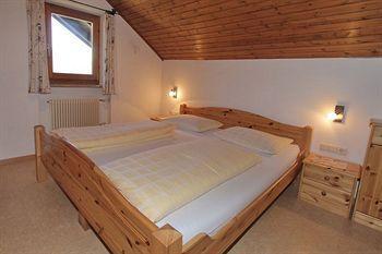 Mountain Montana Apart-hotel Santa Maddalena in Casies